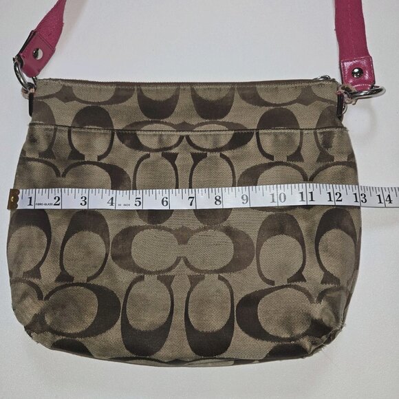 Coach Poppy Daisy Signature C Swingpack Crossbody Bag Khaki Raspberry Y2K Worn - Picture 9 of 14